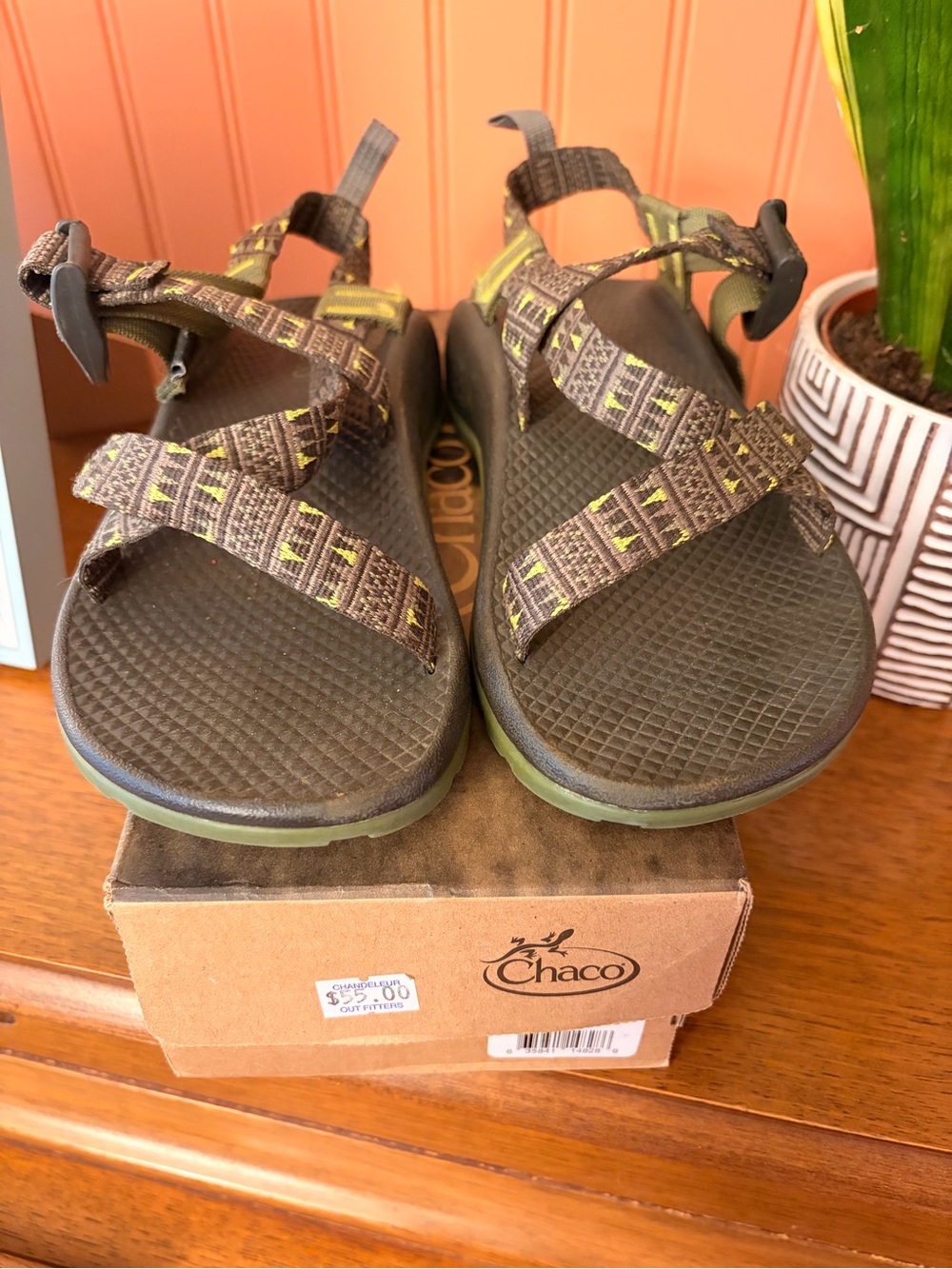 Chaco Boys Z/1 Classic Sport Sandals Green Brown Size 4